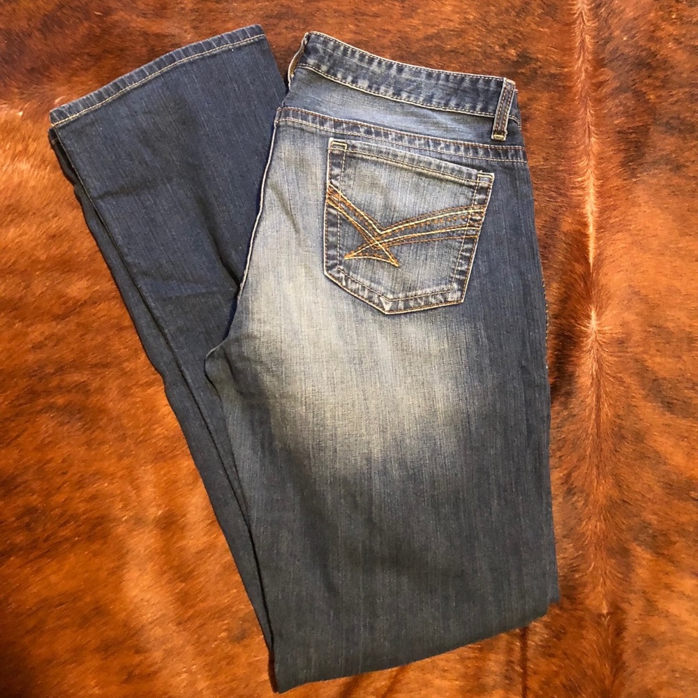 Women’s cinch jeans